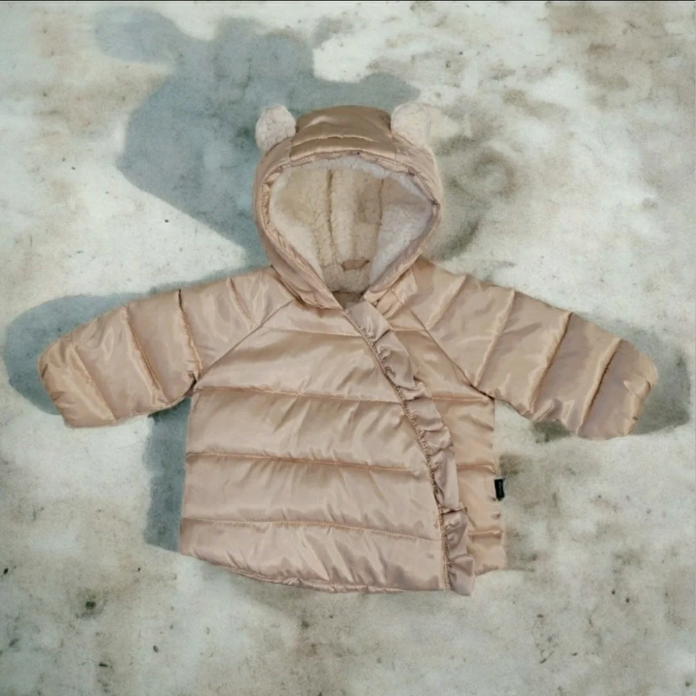 Gap Baby Shimmery Gold/Champagne Hooded Puffer Coat - Size 0-6 Months